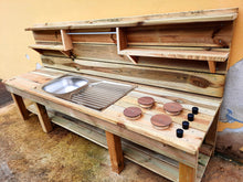 Carica l'immagine nel visualizzatore di Gallery, Mud kitchen -cucina di fango- prodotto ordinabile solo tramite mail-