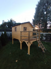 Carica l'immagine nel visualizzatore di Gallery, Casa da giardino-palafitta prodotto ordinabile solo tramite mail-